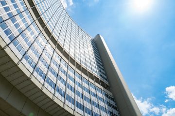 découvrez tout ce qu'il faut savoir à propos de 'un' : définitions, usages, exemples pratiques et astuces pour mieux comprendre et utiliser ce mot dans la langue française.